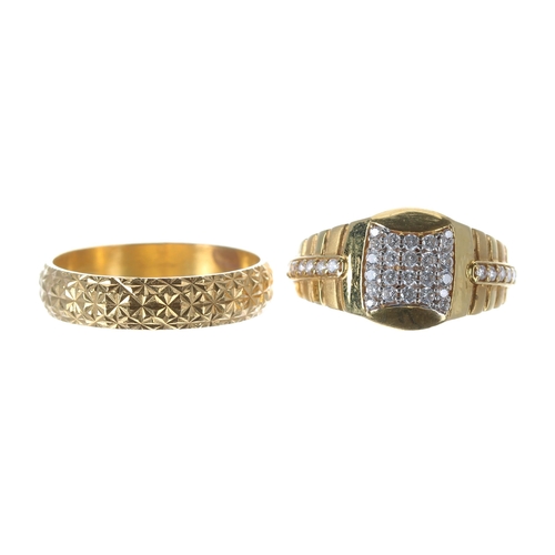 372 - Two high grade gold yellow metal rings, each stamped '916', 10.6gm (2) (227)