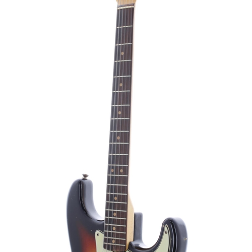 196 - 1965 Fender Stratocaster electric guitar, made in USA, ser. no. L6xxx4; Body: sunburst finish, buckl... 