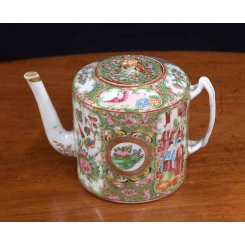 629 - 19th century Chinese Cantonese porcelain famille rose teapot, decorated with panels of figures, flow... 