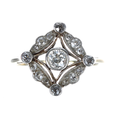 149 - Attractive antique 18ct square diamond cluster ring, round old-cuts, the centre diamond 0.25ct appro... 