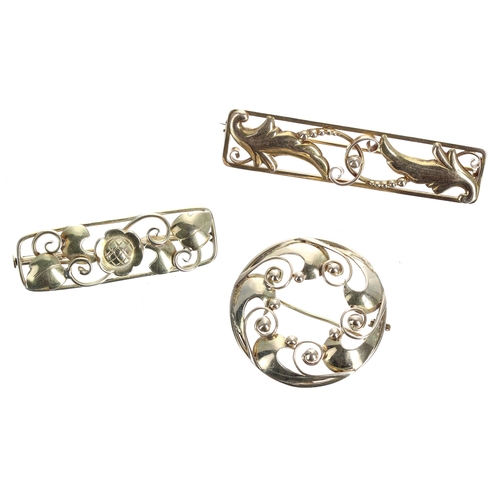 265 - Three 14ct yellow gold brooches, 13.8gm (3)