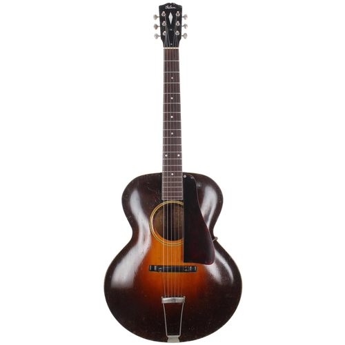 204 - Early 1930s Gibson L-4 archtop guitar, made in USA; Body: sunburst finished top, brown finished mapl... 