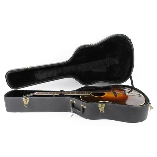 204 - Early 1930s Gibson L-4 archtop guitar, made in USA; Body: sunburst finished top, brown finished mapl... 