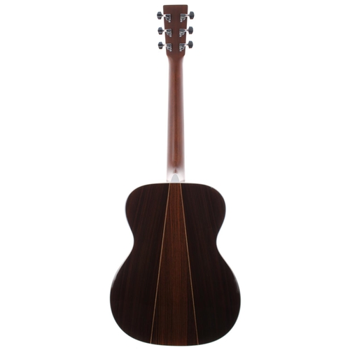 255 - 2006 C.F Martin OM-35 acoustic guitar, made in USA, ser. no. 1xxxxx0; Back and sides: rosewood; Top:... 