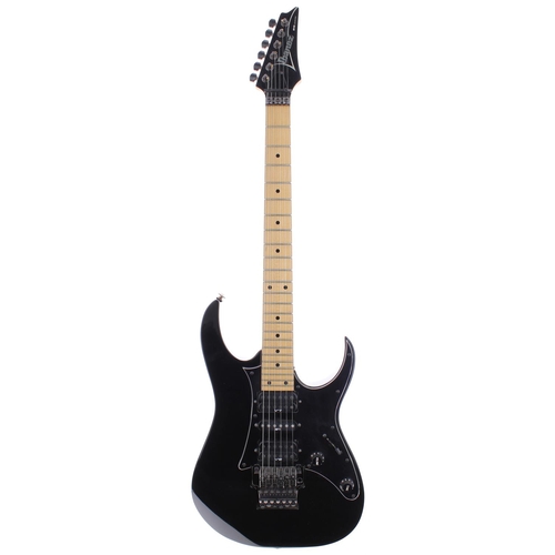 330 - 2000 Ibanez RG550 electric guitar, made in Japan, ser. no. F00xxxx1; Body: black finish, a few minor... 