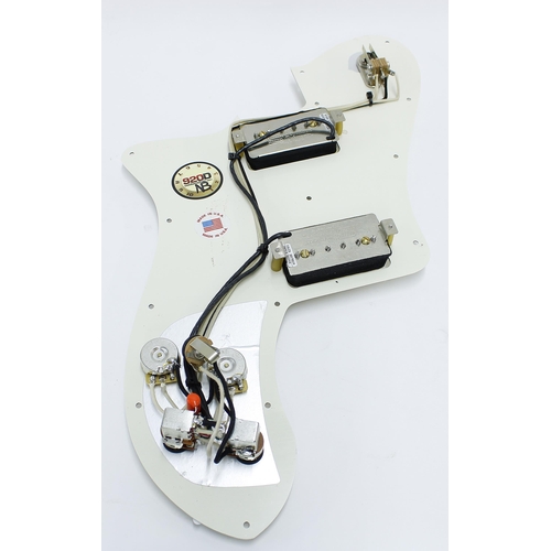 1155 - 920D Custom Shop prewired scratchplate, fitted with Seymour Duncan SHPR1N neck pickup and TBPR1B bri... 