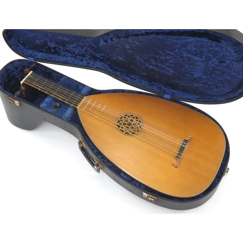 1542 - Contemporary lute by and labelled Max Kurzendorfer..., Markneukirchen, 1945, with thirteen ribbed ma... 