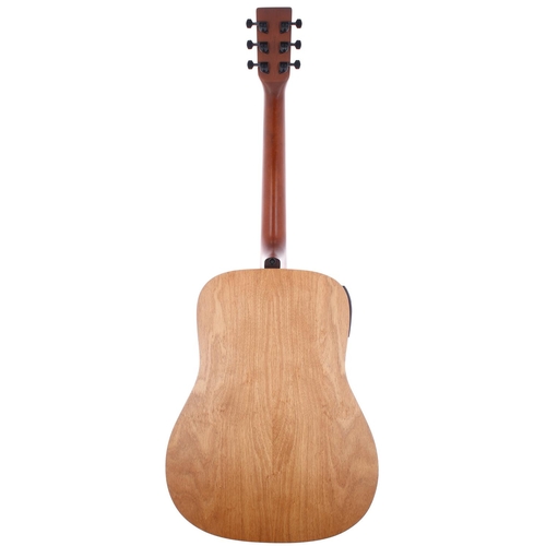 493 - Simon & Patrick S&P 6C electro-acoustic guitar, made in Canada; Body: natural, various minor... 