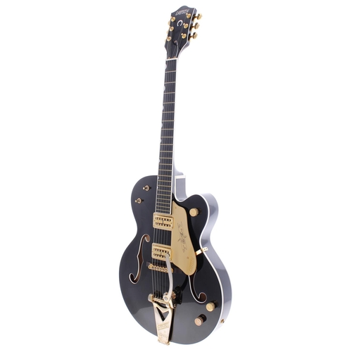 452 - 2009 Gretsch Chet Atkins G6120BK hollow body electric guitar, made in Japan, ser. no. JT09xxxxx7; Bo... 