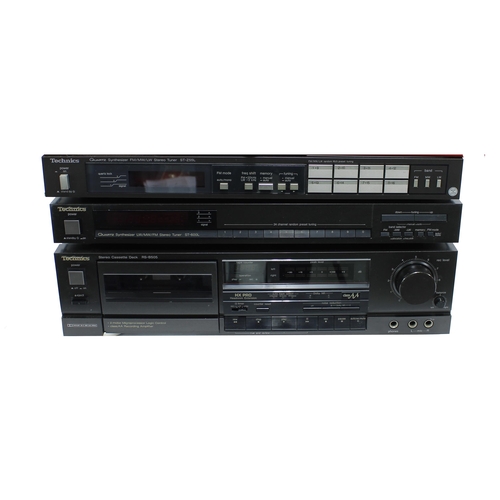 1253 - Technics ST-600L quartz synthesizer LW/MW/FM stereo tuner; together with a Technics RS-B505 stereo c... 