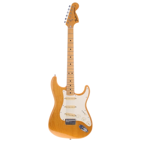 433 - 1974 Fender Stratocaster hardtail electric guitar, made in USA serial no. 5xxxx1; Body: natural fini... 