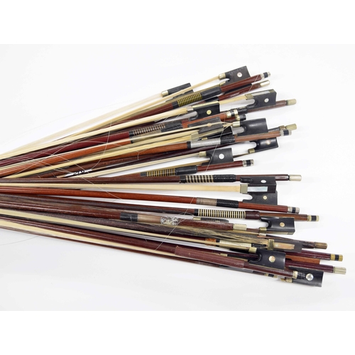 2208 - Bundle of violin bows