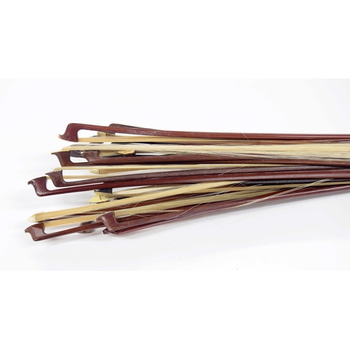 2208 - Bundle of violin bows