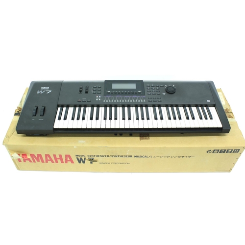 1217 - Yamaha W7 synthesizer keyboard, made in Japan, ser. no. KY01559, within original box... 