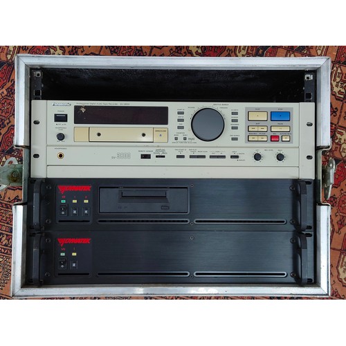 1231 - Panasonic SV-3800 Professional digital audio tape recorder rack unit, with manual and remote, within... 