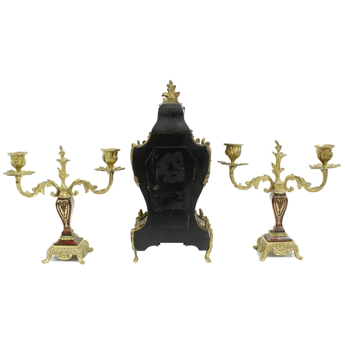 1513 - French Boulle two train balloon mantel clock garniture, the 3.5