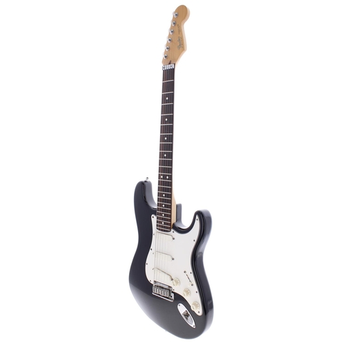 19 - 1989 Fender Stratocaster Plus electric guitar, made in USA, ser. no. E8xxxx1; Body: black finish, bl... 