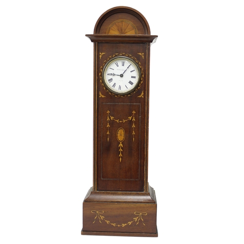 2516 - Mahogany inlaid miniature longcase clock, the 2.25