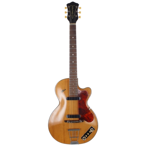 245 - 1959 Hofner Club 50 electric guitar, made in Germany, ser. no. 6x1; Body: blonde finish, light marks... 