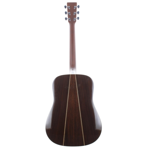 270 - 2005 C.F Martin HD-35 acoustic guitar, made in USA, ser. no. 1xxxxx9; Back and sides: rosewood; Top:... 