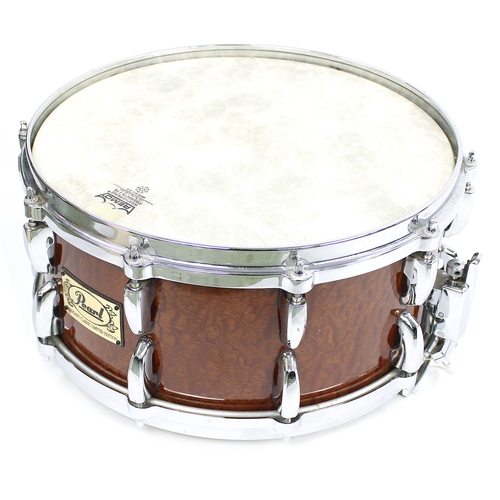 1576 - Pearl Mahogany Classic limited edition snare drum, with 14