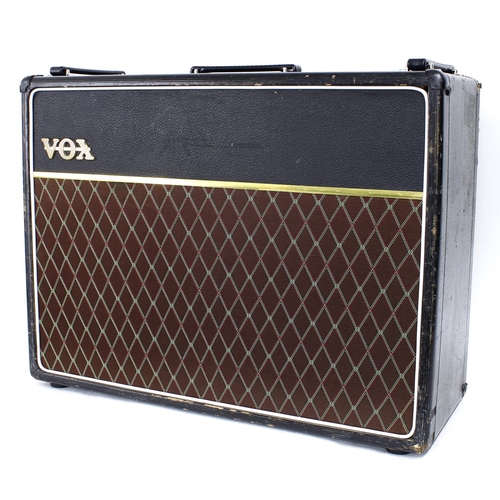 788 - Early 1960s Vox AC30 guitar amplifier, made in England, fitted with original blue speakers, recently... 