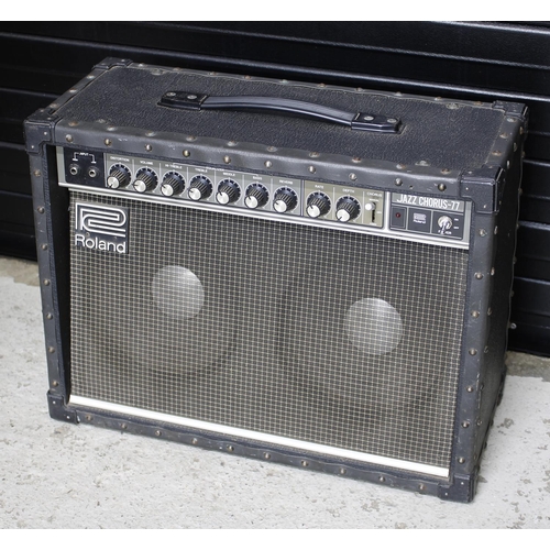 796 - 1987 Roland Jazz Chorus 77 guitar amplifier, made in Japan, ser. no. 815819, fitted with a power bre... 