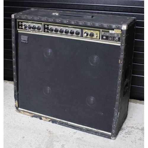 801 - Roland Jazz Chorus-160 guitar amplifier, made in Japan, ser. no. 450289*Please note: Gardiner Houlga... 