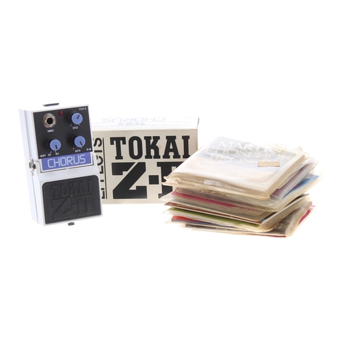 912 - Tokai Z-II Chorus guitar pedal, made in Japan, boxed; together with a pair of Maz headphones, a pair... 