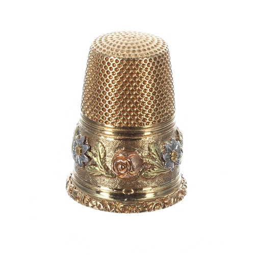 835 - Attractive antique multi-coloured gold thimble, with an ornate foliate band and vacant shield cartou... 