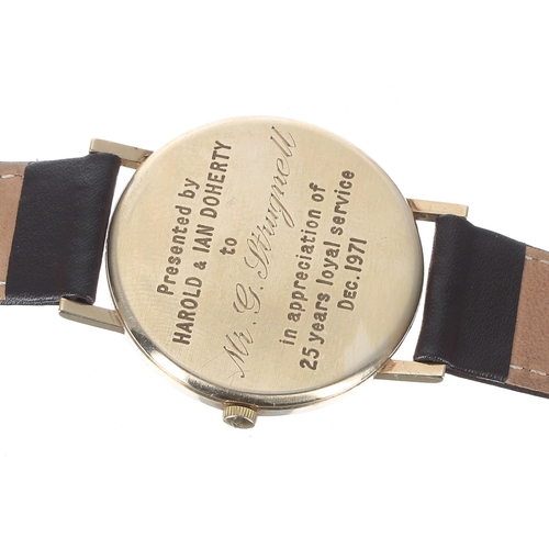 82 - Longines 9ct gentleman's wristwatch, London 1971, circular silvered dial, signed cal. 490 17 jewel m... 