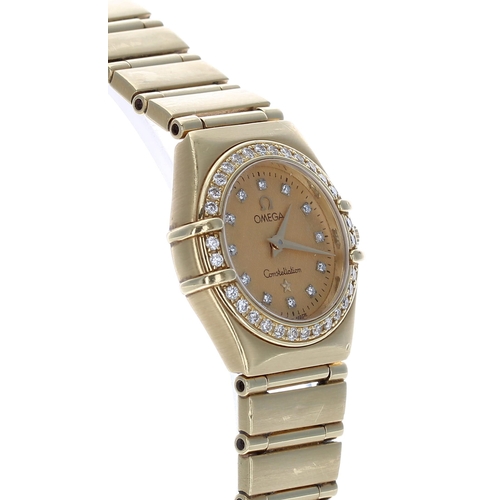 13 - Omega Constellation 18ct diamond set lady's wristwatch, serial no. 55164xxx, circa 1993, quartz, 61.... 