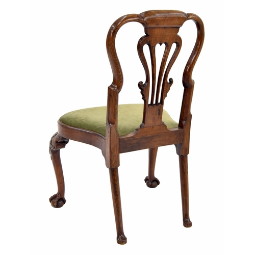 559 - Fine George I walnut side chair, the curved top rail with a central shell motif above a bird head an... 