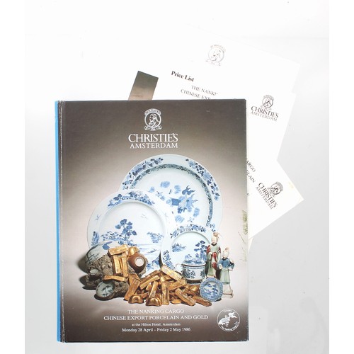 381 - Christie's Amsterdam auction catalogue - The Nanking Cargo Chinese Export Porcelain and Gold Europea... 