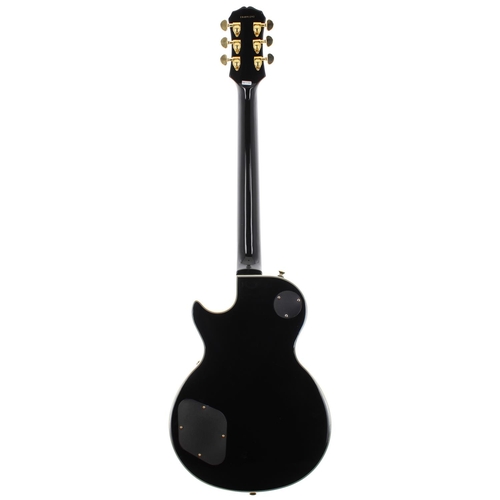 177 - 2004 Epiphone Les Paul Custom Black Beauty electric guitar, made in Korea; Body: black finish, light... 