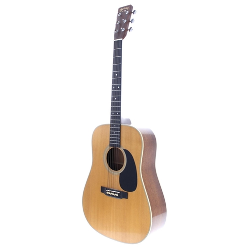 122 - 2004 C.F Martin D-28 acoustic guitar, made in USA; Back and sides: Indian rosewood, minor marks; Top... 