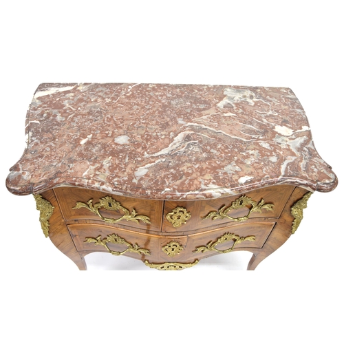 568 - Fine French Louis XV style kingwood serpentine commode chest, the marble top over two drawers and a ... 