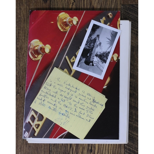 554 - George Harrison interest - Handwritten and initialled note from George Harrison to Alan Rogan, passi... 