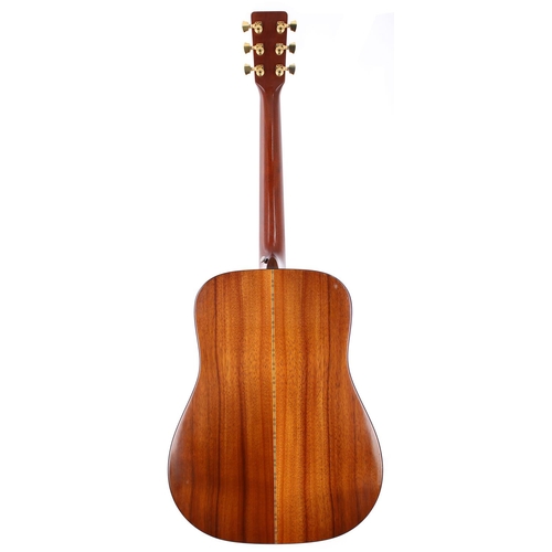 131 - C.F Martin D25K acoustic guitar, made in USA, circa 1980; Back and sides: koa, a few minor dings and... 