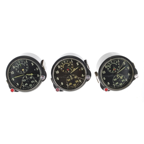 2514 - Three similar Russian aircraft clocks, the 3