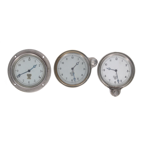 2517 - Two similar Smiths M9 car clocks, the 3