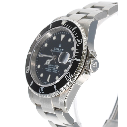 59 - Rolex Oyster Perpetual Date Submariner stainless steel gentleman's wristwatch, reference no. 16610 T... 