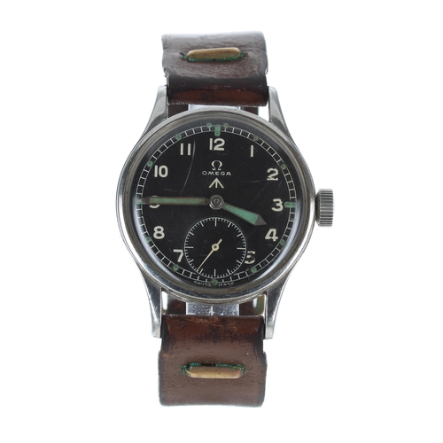 162 - Omega British Military stainless steel gentleman's wristwatch, circa 1944, serial no. 10223xxx black... 