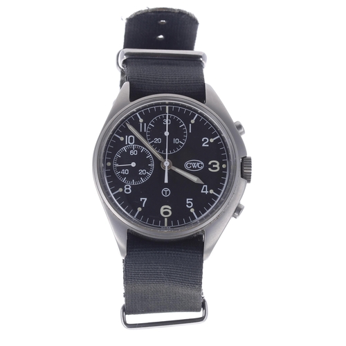 165 - CWC British Military chronograph stainless steel gentleman's wristwatch, signed black dial with circ... 