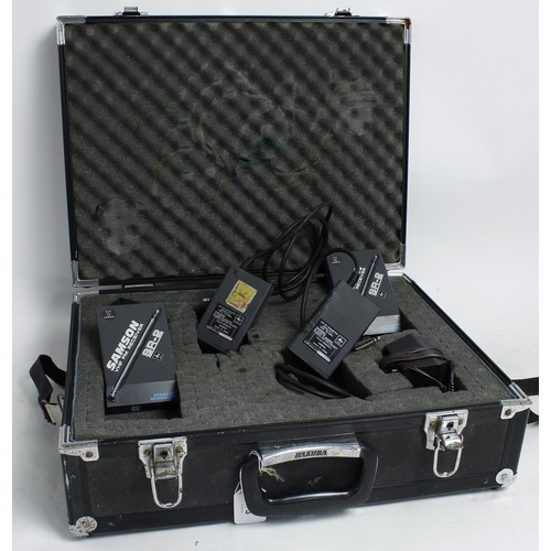 1173 - Two Samson VHF FM wireless guitar units to include SR-2 Stage Series II receivers and ST-2 transmitt... 