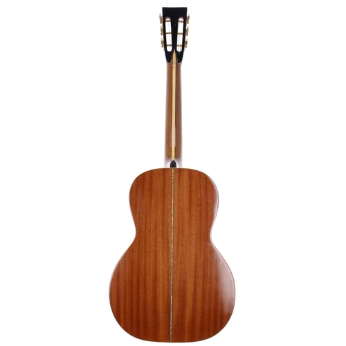 238 - David Oddy New Yorker acoustic guitar, made in England; Back and sides: mahogany; Top: natural spruc... 