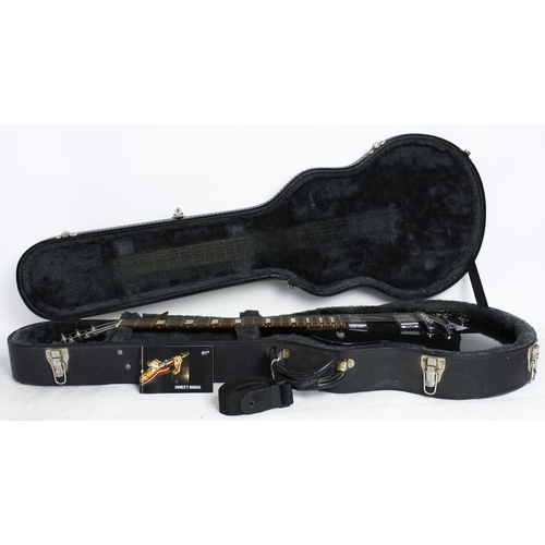 118 - 2004 Gibson Les Paul Studio electric guitar, made in USA; Body: black finish, minor surface buckle r... 