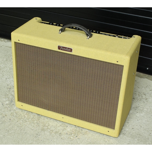 1086 - Fender Blues-Deluxe Reissue guitar amplifier, made in Mexico, with original dust cover, manuals and ... 