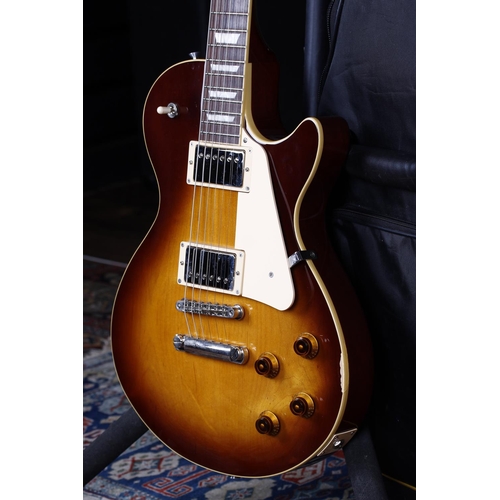 685 - Signature SFT1 electric guitar, made in Japan; Body: tobacco sunburst finish, finish damage to trebl... 