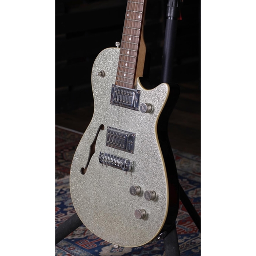 764 - Gretsch Electromatic 2626 Jet electric guitar; Body: silver sparkle top upon black back, heavy scrat... 